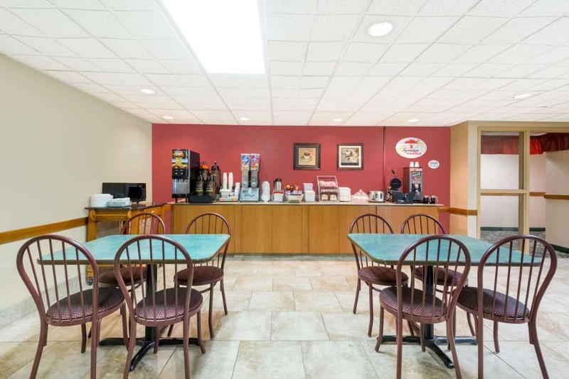 Holiday Inn Express & Suites - Milan - Sandusky Area By Ihg Экстерьер фото