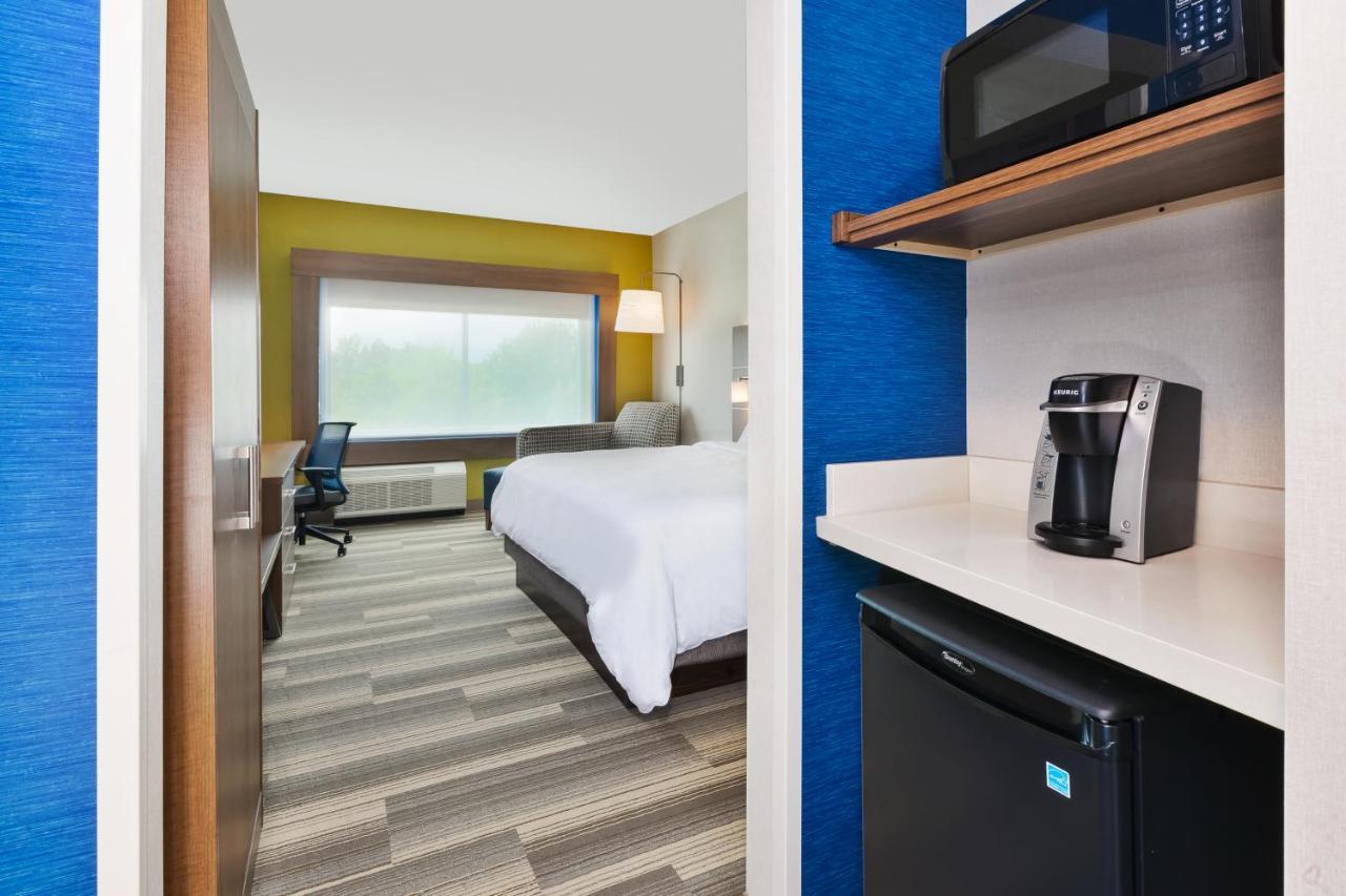 Holiday Inn Express & Suites - Milan - Sandusky Area By Ihg Экстерьер фото